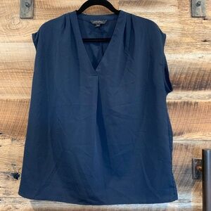 EUC - Banana Republic Factory - V-Neck Blouse - Navy - M